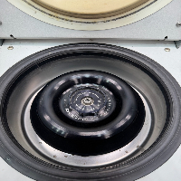 Eppendorf 5417 R Centrifuge image 2